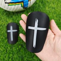 Profesionalūs Mini Futbolo Anti-Susidūrimo Blauzdikliai - Juodas Kryžiaus Dizainas, Įkišamas Tipas