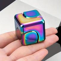 Žaislai Žaislai Metalinis Kubas Besisukantis Piršto galiuko Giroskopas Fidget Anti Stresas Suaugusiems Biuras Namai Kelionės Nešiojamas Suktuklis Kalėdinė Dovana Dovanos