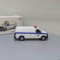 Modelinis automobilis 596 1:64 Suburban H1 Express Van Wagner Victoria Crown Keli lengvojo lydinio modeliai