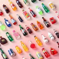 Pasidaryk pats priedai 10 vnt Dervos mini buteliukas 1: 6 Mini lėlių namelio maisto ir užkandžių dekoracijos Ornamentai Gėrimų buteliukas