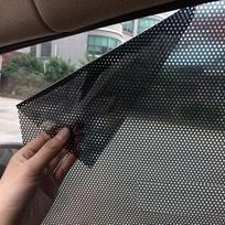 Automobilio saulės skydelio lipdukas tinklelis elektrostatiniu būdu fiksuojamas tamsinantis lipdukas daugkartinio naudojimo šilumos izoliacijos plėvelė juoda