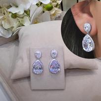 Huitan Pear Shape Crystal Cubic Zirconia Drop Earrings for Women Luxury Copper Color Eternity Wedding Trend Accessories Zircon