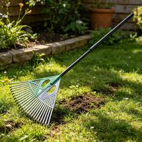 Garden Leaf Rake Fallen Leaves Collector Lawn Yard PP Lightweight Cleaning Tool Long Handle Sponge
