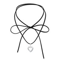 Women's Locket Pendant Necklaces Black Velvet Chain Necklace Rope Chain Heart Pendant Fashion Jewelry Gift