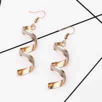 Foreign Trade New Personality Wild Spiral Curved Geometric Earrings Frosted Earrings Design Sense Wave Curve Earrings Zircon auksas