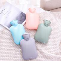 Plush Hot Water Bottle, Bed-Use Warm Water Bag, Hand Warmer, Baby-Friendly Heating Bag. Medium/Random Color 500ml [Explosion-proof Liner]