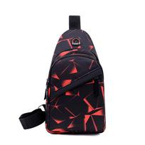Geometric Pattern Crossbody Sling Bag with Adjustable Strap and USB Charging Port for Daily Use and Travel Activities One Size raudona