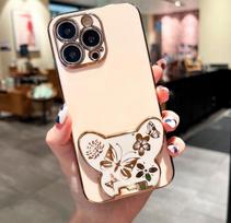 High-End Electroplated Butterfly Stand for iPhone 17 Air/16 Pro Max/15/14 Case 17 Pro smėlis