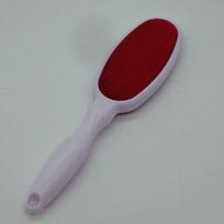 Double-Sided Plastic Bristle Lint Remover for Woolen Clothes As shown balta