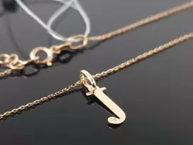 Best Diamonds Auksinė grandinėlė su raidele J ir briliantu