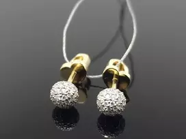 Best Diamonds Geltono aukso auskarai su baltais briliantais