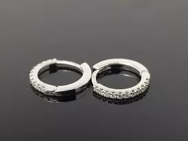 Best Diamonds Auksiniai auskarai rinkės su briliantais