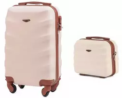 Kelioninis Vidutinio dydžio šviesus lagaminas Wings BS402M +kosmetinė