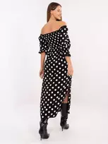 Suknelė juodai balta LK – elegancijai ir kontrastingam įvaizdžiui.
