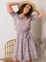 Šviesiai violetinės spalvos suknelė