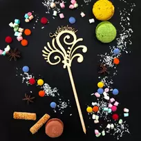 Medinė torto dekoracija "Sveikinimai"