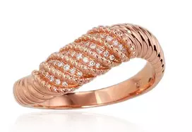 Auksinis žiedas su brangakmeniais. Metalas: Raudonas Auksas. Praba: 585°. Akmuo: Briliantai - 18 - 4.41 g. - Briliantai (0,082Ct)