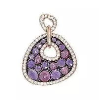 Auksinis pakabukas su brangakmeniais. Metalas: Raudonas Auksas. Praba: 585°. Akmuo: Briliantai , Ametistas , Rodolitas - 23 mm. - 2.76 g. - Briliantai (0,22Ct), Ametistas (0,62Ct), Rodolitas