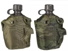 Mil-Tec Plastikinė gertuvė su dėklu 1L