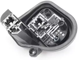 VAG VW TIGUAN 12-16 Išorinis galinio žibinto lemputės laikiklis dešinėje O/S originalus 5N0945258D