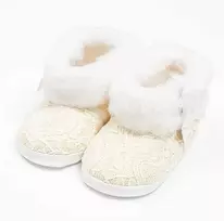 Kūdikių žieminiai nėriniuoti batai New Baby 0-3 m smėlio spalvos, dydis 0-3 m, 116/122