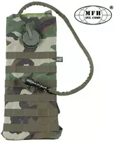 Max Fuchs Kuprinaitė – gertuvė 2.5L su Molle sistema, woodland (30620T)