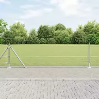 Suvirinta vielos tvora su betono baze 100 x 0,4 m (W x H)