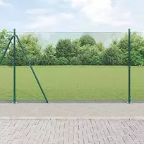 Suvirinta vielos tvora su betono baze 25 x 1,4 m Žalia