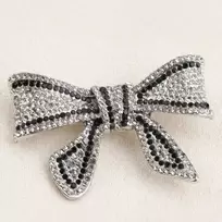 Unikalaus dizaino sagė , Juodas Ribbon