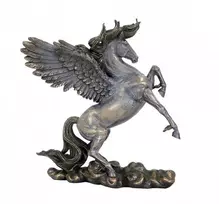 Italfama Pegasas - sparnuotas žirgas. Aukštis: 28cm.