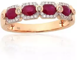 Auksinis žiedas - 19 - 3.09 g. - Briliantai (0,174Ct), Rubinas (0,815Ct)