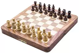 Mirtop Magnetinis medinis šachmatų rinkinys 17x17 – sulankstomas, kelioninis