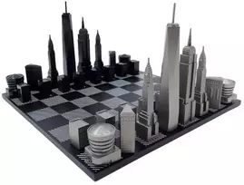 Skyline Chess Prabangus Niujorko „Skyline“ šachmatų rinkinys, nerūdijančio plieno figūros