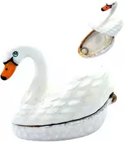 SIAM FASHION JEWELRY CO., LTD. Elegantiška metalinė dovanų dėžutė su kristalais „Gulbė“ – papuošalams