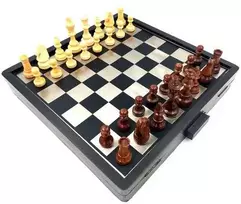 Mirtop Šachmatų rinkinys 33x33 cm: medinė lenta su metalu, medinės figūros – išpardavimas