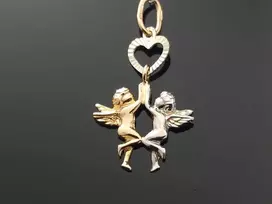 Auksinis pakabukas Angeliukai