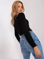 Juodas megztinis