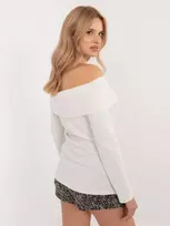 Ekru spalvos megztinis