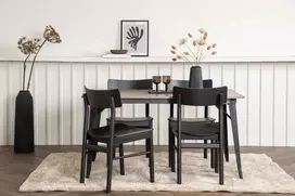 Venture Design Valgomojo stalo ir kėdžių komplektas Tempe valgomojo stalas ir Montros valgomojo kėdė juoda ir riešutmedžio MDF ir kaučiukmedis