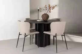 Venture Design Valgomojo stalo ir kėdžių komplektas Olivia valgomojo stalas ir Modesto valgomojo kėdė juoda smėlio spalvos bouclé audinys