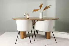 Venture Design Valgomojo stalo ir kėdžių komplektas Isolde valgomojo stalas ir Berit kėdė 140x75 cm juoda smėlio spalvos