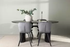 Venture Design Valgomojo stalo ir kėdžių komplektas Isolde valgomojo stalas ir Lilja valgomojo kėdė 180x75 cm juoda