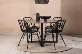 Venture Design Valgomojo stalo ir kėdžių komplektas Durango valgomojo stalas ir Dyrön valgomojo kėdė 120 cm juodasis riešutas MDF polipropilenas