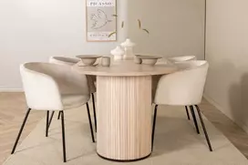 Venture Design Valgomojo stalas ir kėdžių komplektas Bianca ovalus valgomojo stalas ir Berit kėdė 200x90x75 cm balta aksominė