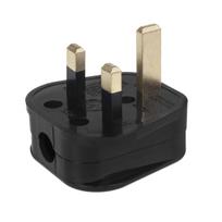 Elektros prekės // Maitinimo prailgintuvų, skirstytuvų ir UK bei USA adapterių rinkinys // MCE193 52067 Wtyk UK czarny do montażu na kabel 13A 230V UK 3 Pin