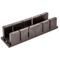 Įrankiai ir matavimo prietaisai // Rankiniai įrankiai ir rankinių įrankių komplektai // Skrzynka uciosowa plastikowa 233 x 53 x 56 mm
