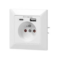 Įrankiai ir matavimo prietaisai // Įrankių, priedų naujienos // Gniazdo pojedyncze 2P+Z, USB-A + USB-C ,Wyjście 5VDC Max 2,8A