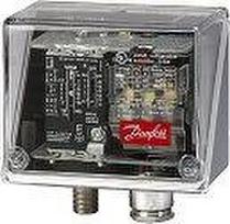 Pressure switch  KP35 int.-0.2-7.5 bar IP55 Danfos