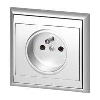 Įrankiai ir matavimo prietaisai // Įrankių, priedų naujienos // Gniazdo pojedyncze p/t 2P+Z Luna, 16A, 250V, PT-16L, srebrny