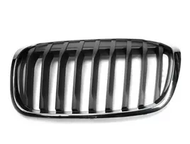 BMW F45 F46 priekinio bamperio grotelės kairės pusės originalios 51135A3CE47